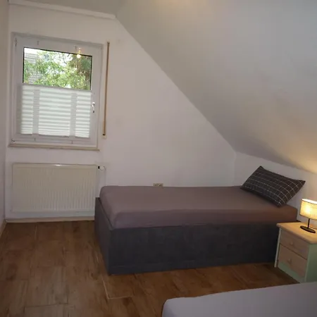 Alte Kaempe شقة *